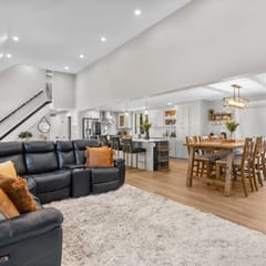 Beachside Osterville Firepit/ Mov.theather, Game Room