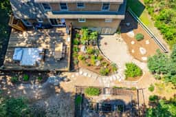 Vineyard Haven Family Beach, Fire Pit & Garden View - Image 4