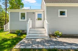 South Yarmouth Retreat Near Beaches & Dining - Image 4