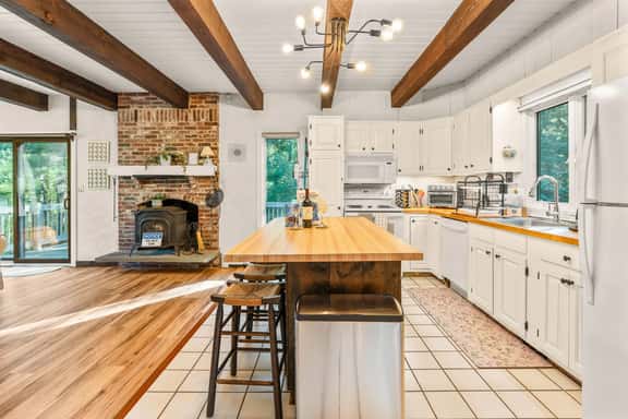 Nohono Hideaway - Image 1