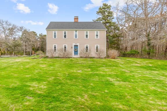 Family 4BR Cape Home Firepit, Outdoor Shower - Image 3