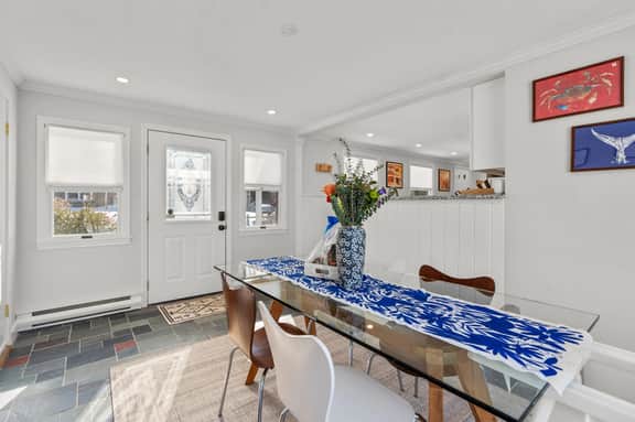 Renovated 4BR Family Retreat | AC & Hot Tub - Image 4