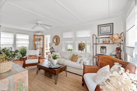 Cape Cod Bungalow Walk to Beach Firepit - Image 3
