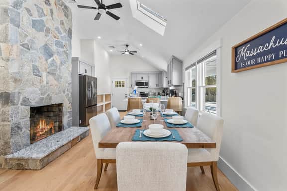 Coastal Retreat: Game Room, BBQ, Fire Pit & Beach Nearby! - Image 3