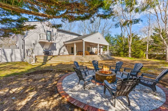 Elegant Family Osterville Retreat Near Dowses Beach - Image 2