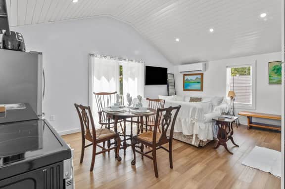 South Yarmouth Retreat Near Beaches & Dining - Image 5