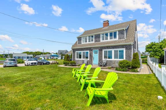Craigville Beach Compound | 4 Private Suites with a Ocean View! - Image 5