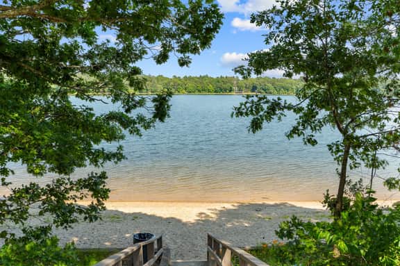 Lakeside Cape Cod Family Retreat, Fire Pit, BBQ and Nearby the beach! - Image 2
