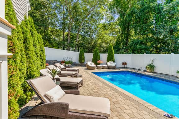 Retreat Luxury Home West Barnstable - Image 2