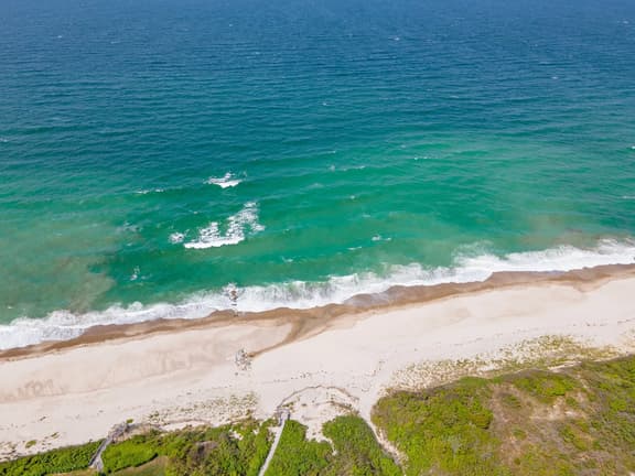3BR Ocean View, Cape Cod, Beach Access & Fire Pit - Image 1
