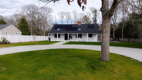 Coastal Retreat: Game Room, BBQ, Fire Pit & Beach Nearby! - Image 1
