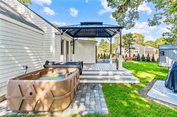 Dennis Port House BeachHot Tub & Fire Pit Fun! - Image 1