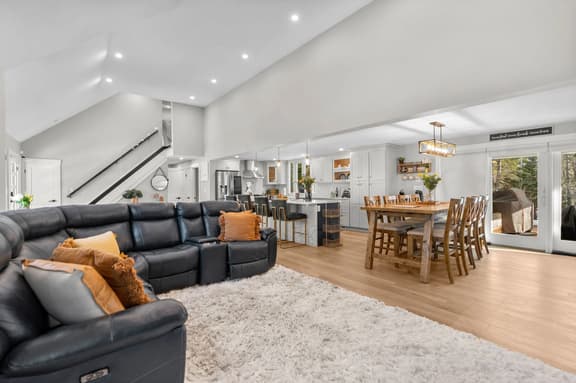 Elegant Family Osterville Retreat Near Dowses Beach - Image 1