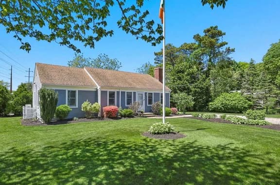 Yarmouth Port Oasis - Image 1